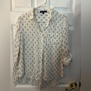 Women’s blouse size M
